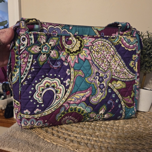 Vera Bradley Purple and Green Crossbody Bag with Paisley Print EUC!! - Picture 4 of 8